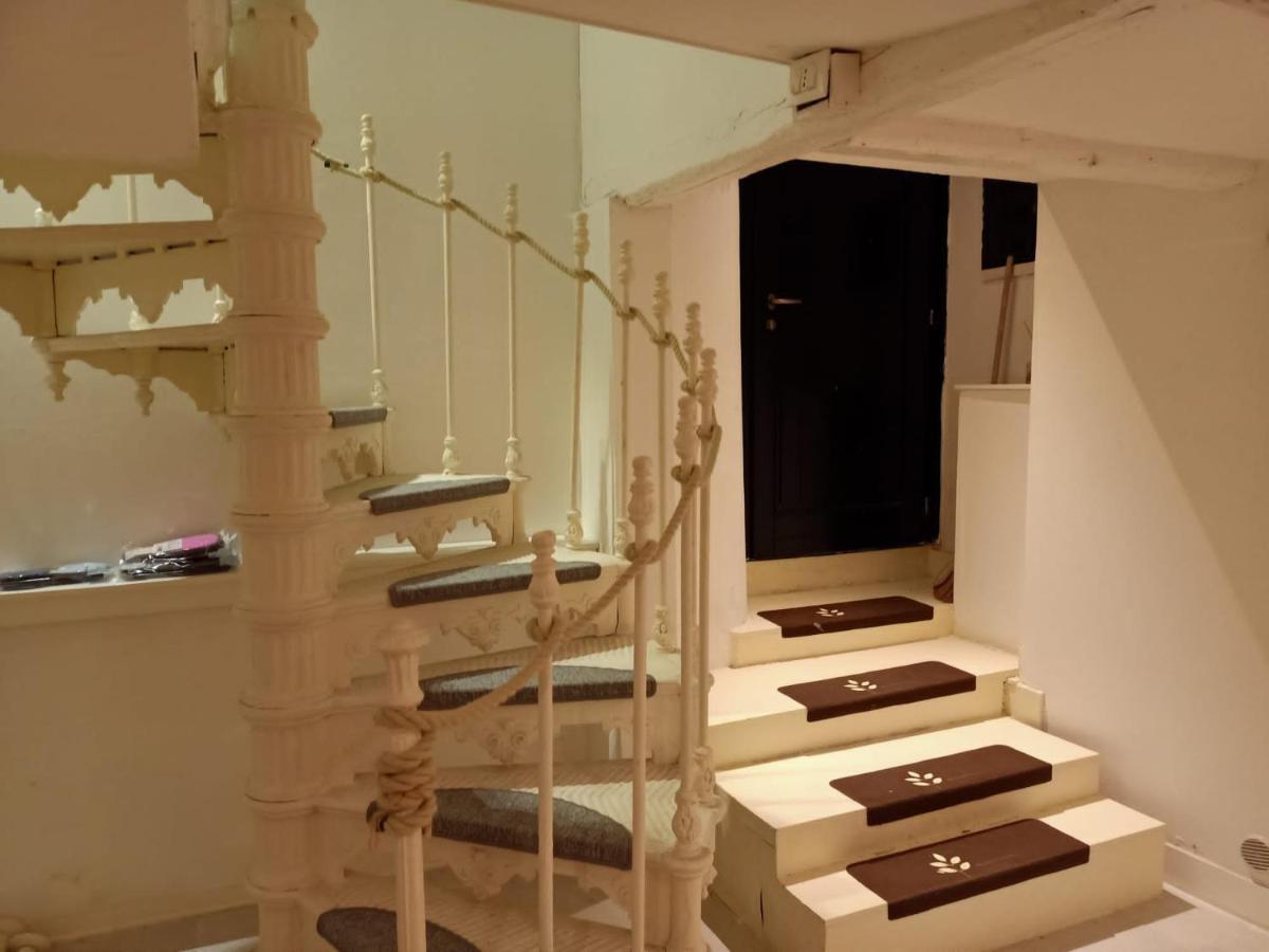 Richard'S Bow House Villa Trieste Bagian luar foto